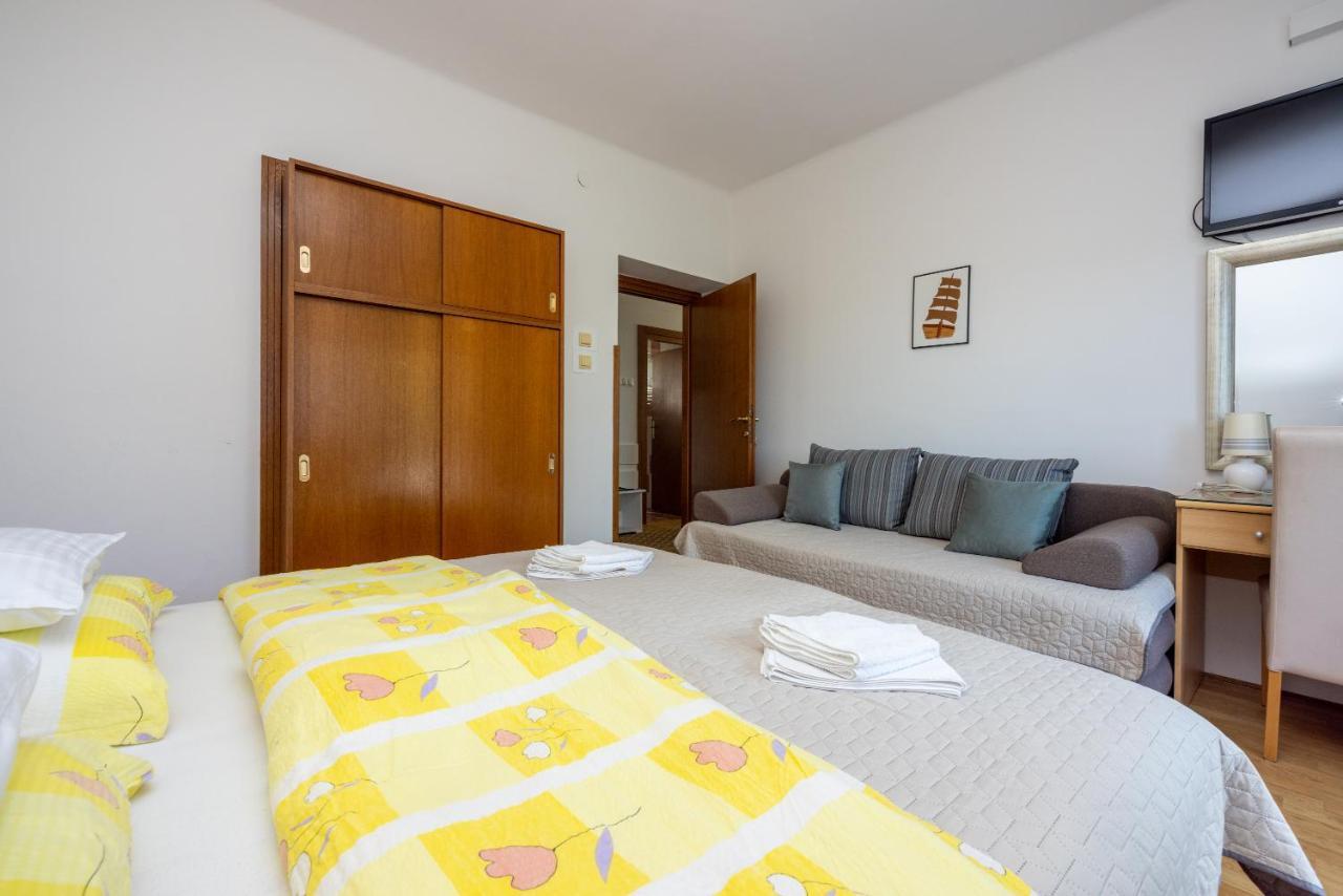 Zupan Apartment Crikvenica Exterior photo