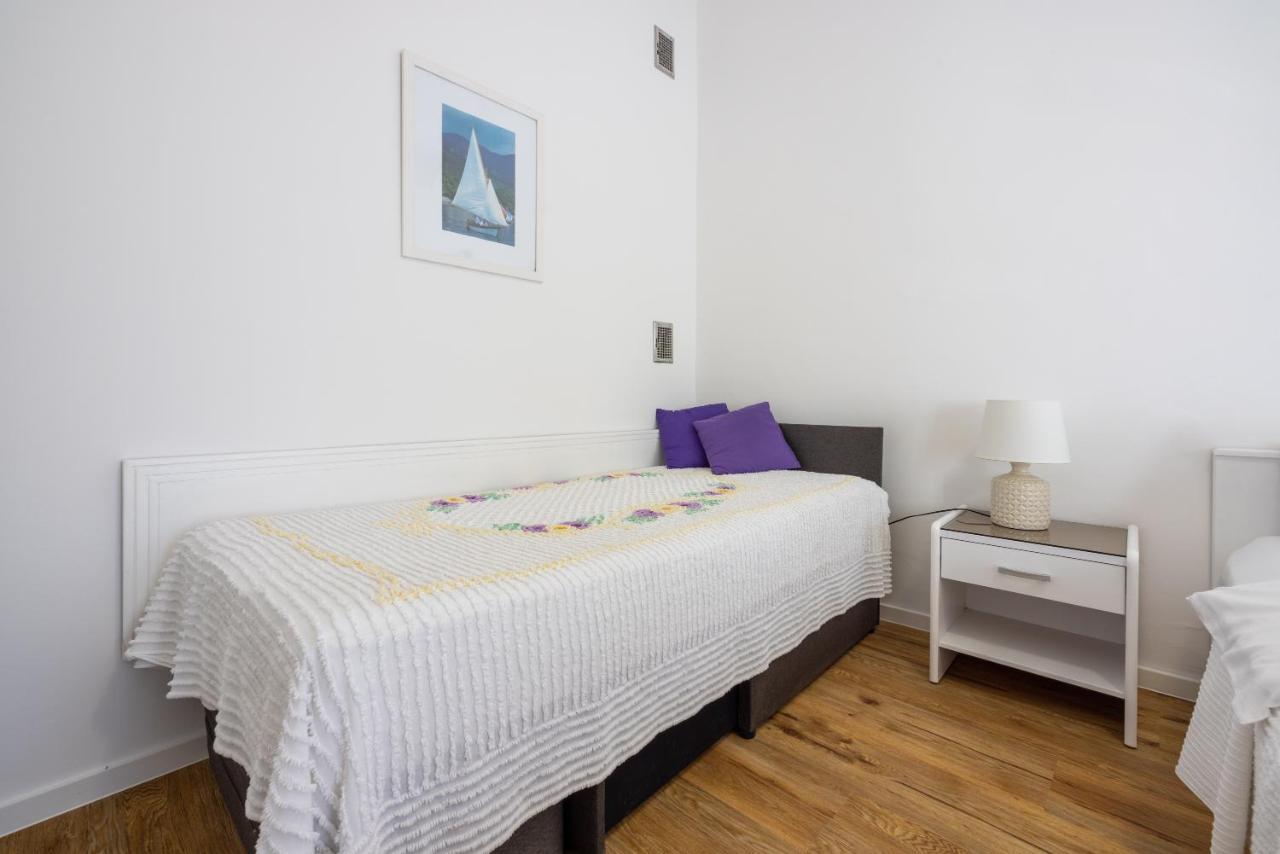 Zupan Apartment Crikvenica Exterior photo