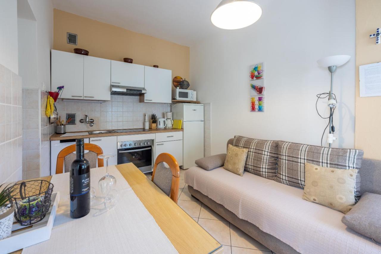 Zupan Apartment Crikvenica Exterior photo